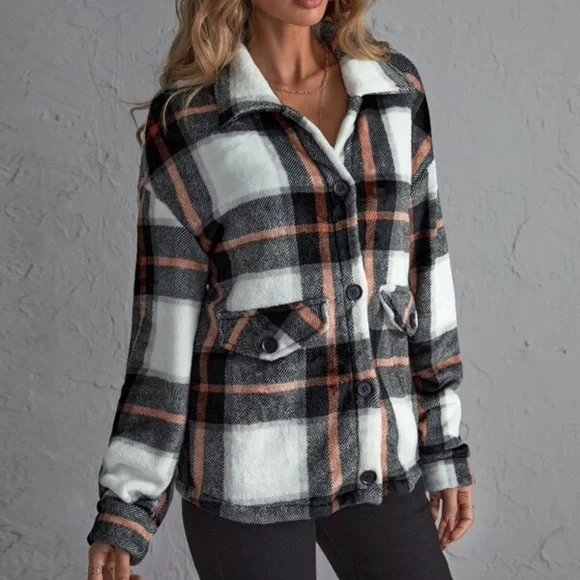 Cozy Plaid teddy Boyfriend Jacket Oversized Shacket - Picture 4 of 5